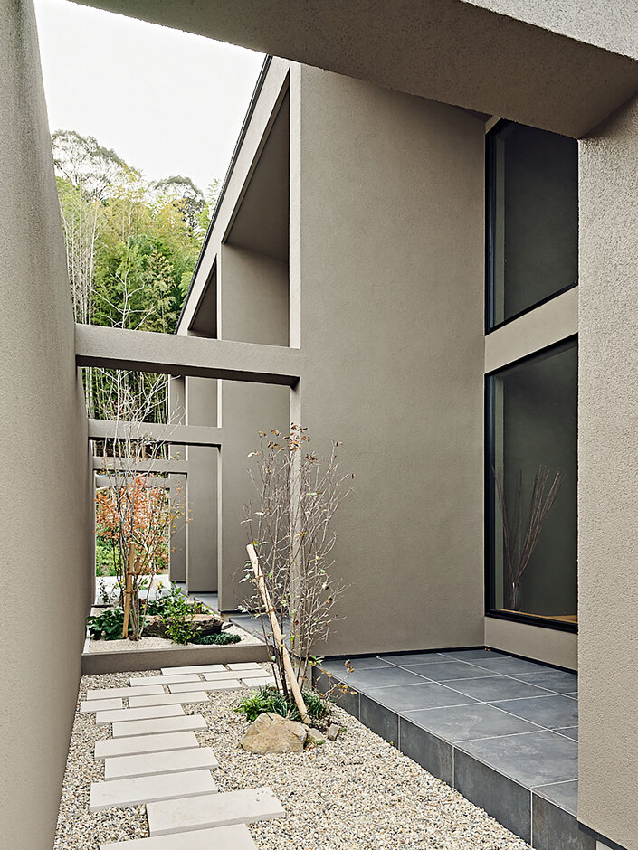 平屋建築ブルーハウス 上質な空間と2つのサウナが心を潤すリゾートな平屋 画像13