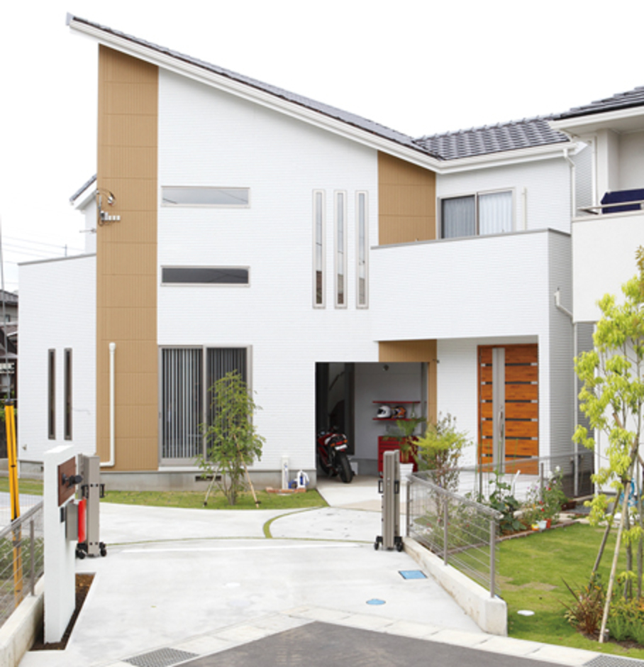 袋小路地のような変形地だからこそ、採光や目隠しのノウハウが引き立つ