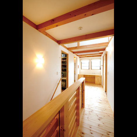 光が燦々と降り注ぐファミリースペース