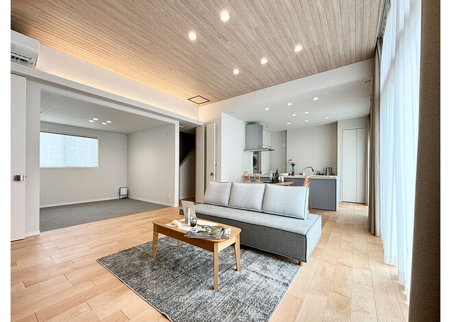 蔵」を挟んで家事とくつろぎ時間にメリハリがつく家｜ミサワホーム静岡