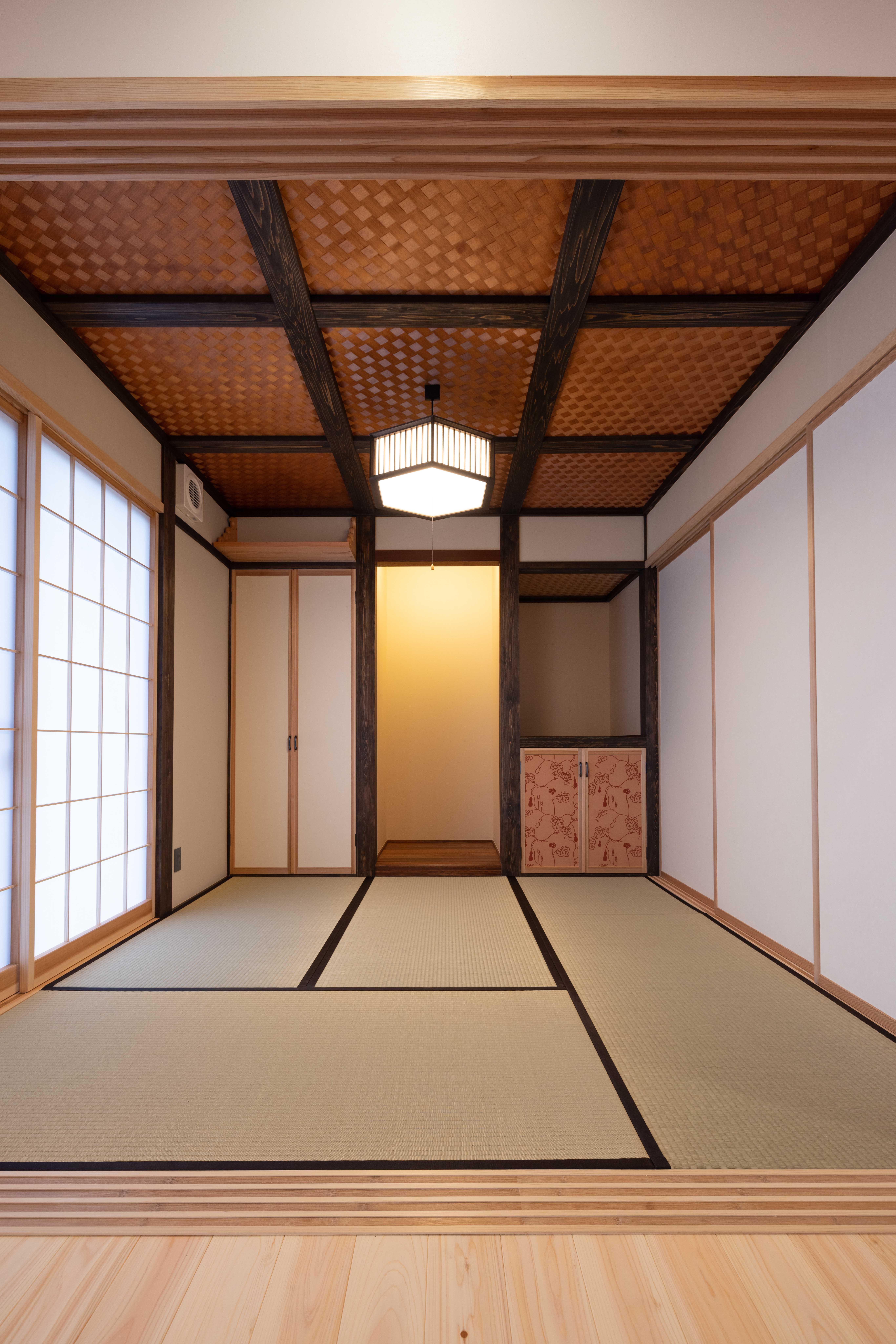 マルキ｜しっかりとした和室が欲しいというご夫婦
襖を開放し続き間として使用している