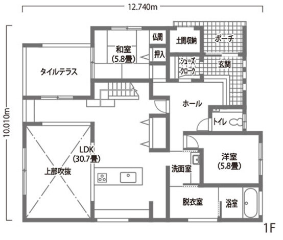 サンワ開発 リゾートのような心地よさが魅力の開放的なリビング 1階