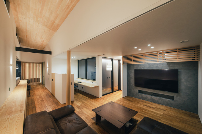 平屋建築ブルーハウス