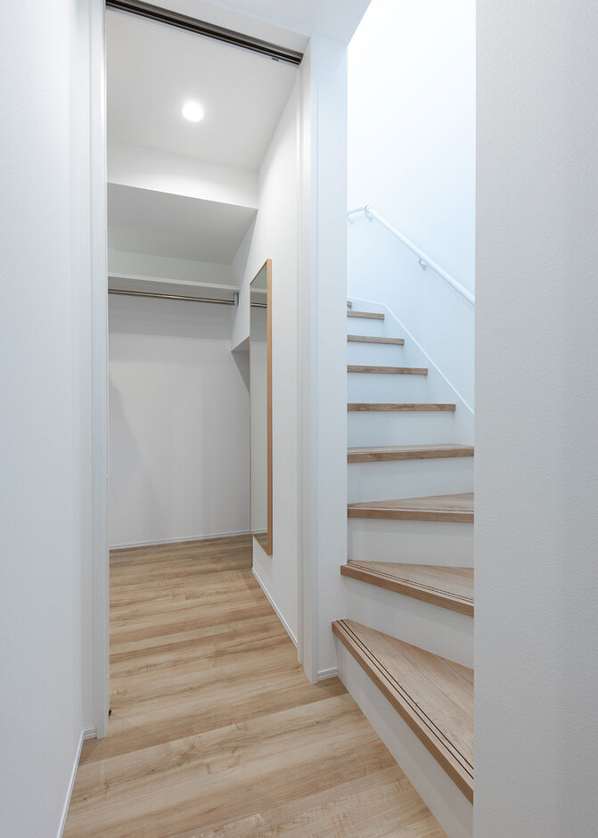 帰宅後はファミリークローゼットから洗面・浴室へ直行
