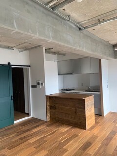 アーリーアメリカンスタイルにリノベベーションしたマンション