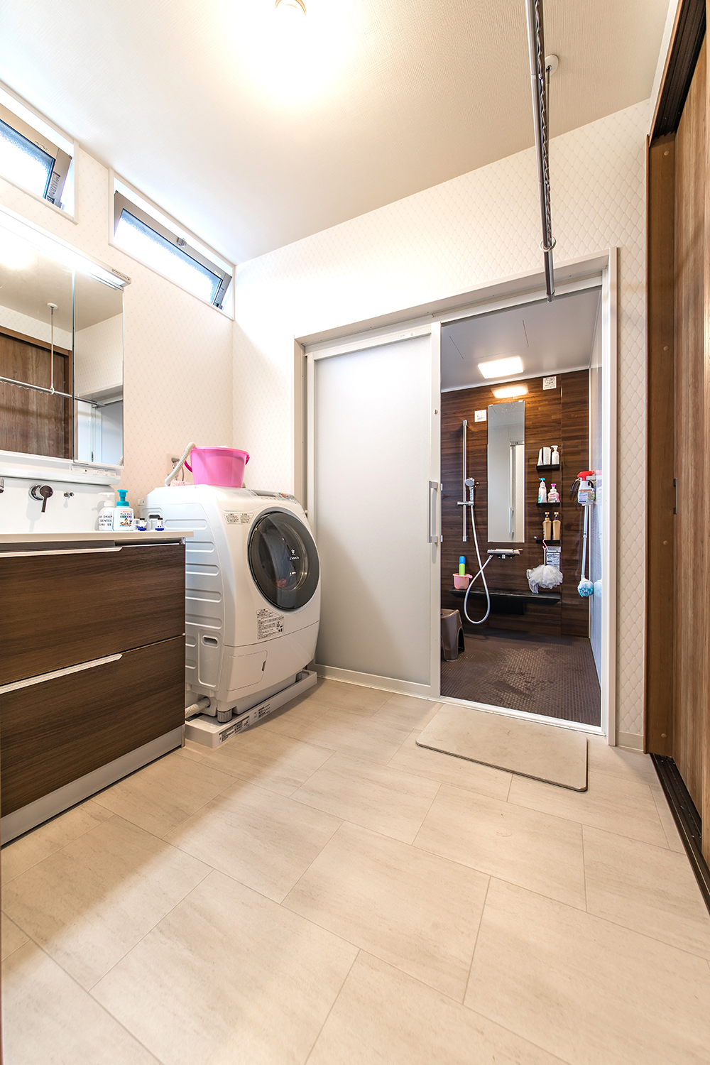 KOUBOU STYLE 建築工房相良（FPの家）【デザイン住宅、収納力、平屋】室内干しもできる洗面室