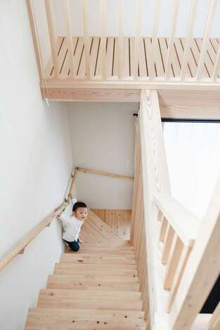 フジモクの家（富士木材）｜『フジモク』は創業100年を超える材木店が出発点。上質な素材が適材適所で使われることに加え、職人のていねいな仕事もうれしい