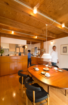 築25年の経年変化を体感できる天然木の家