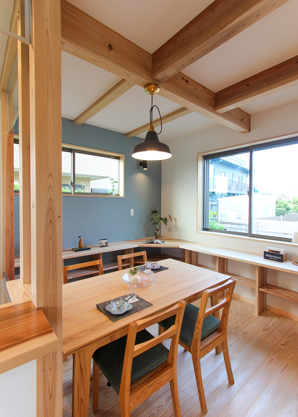 アクトホーム【子育て、自然素材、省エネ】ダイニングとカウンター