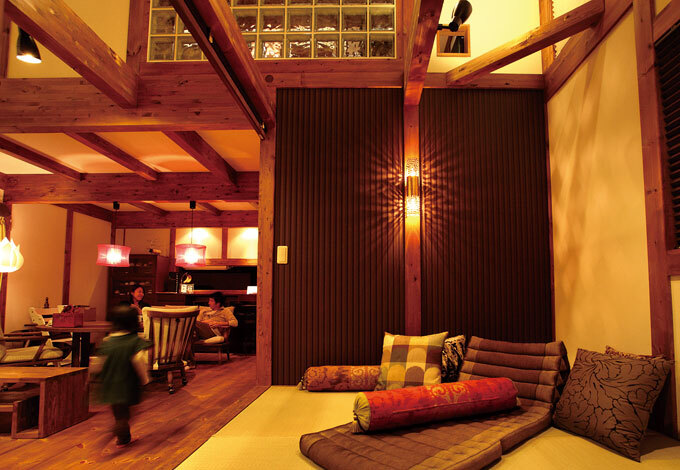 和の作品もプラズマカットの縁どりでアジアンチックに