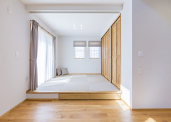 リビングと一体化する小上がりの4.5帖の畳スペース