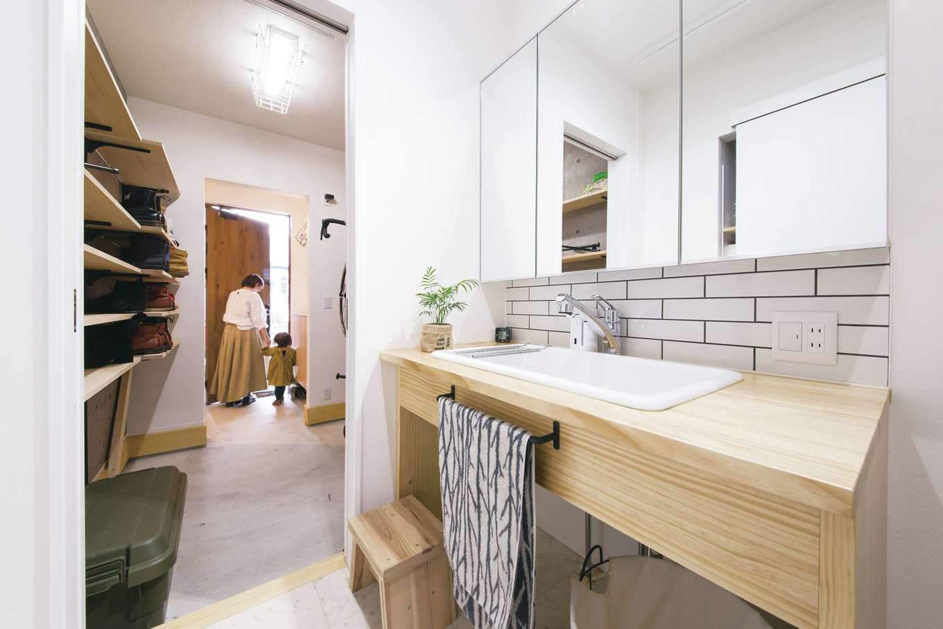 SEVEN HOUSE/セブンハウス【デザイン住宅、子育て、間取り】子ども達の手洗いうがいの習慣も自然と身に付く間取りに
