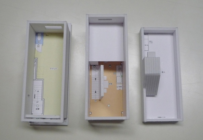 着工前に模型が完成。狭小の匠土地３．６ｍの幅の中で３．３ｍの建物を建てる