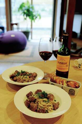 石牧建築｜料理が得意なご主人。フレンチ、イタリアン、中華など何でもOK！