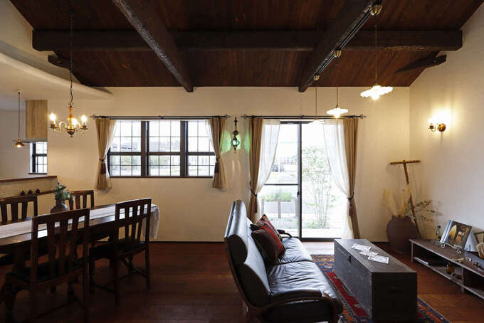 高い技術が可能にした温もりのエイジング加工