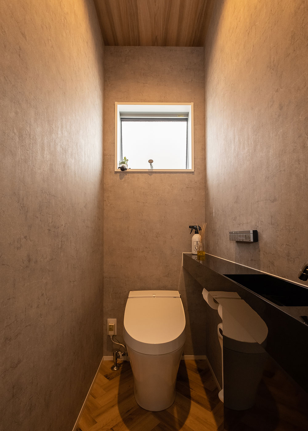 金子工務店/めぐみ不動産【デザイン住宅、子育て、建築家】トイレ