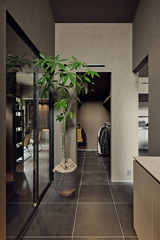 平屋建築ブルーハウス 上質な空間と2つのサウナが心を潤すリゾートな平屋 画像14