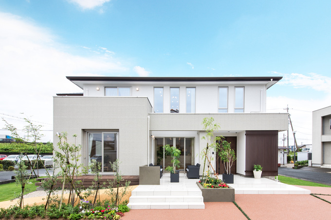 ユニバーサルホーム（掛川店・磐田店）