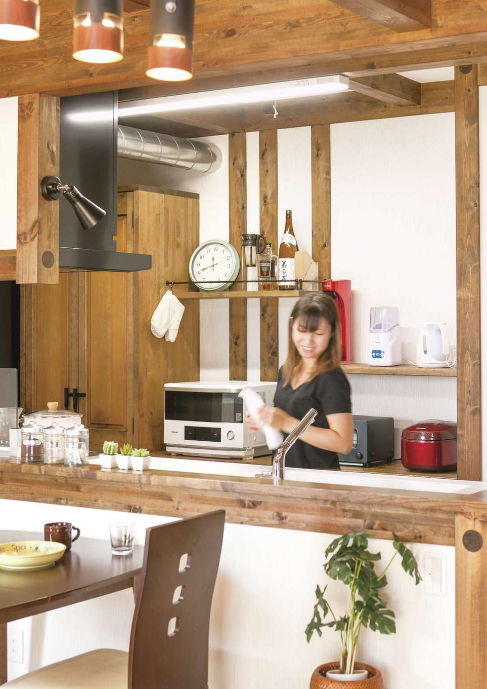 サイエンスホーム【デザイン住宅、自然素材、間取り】奥さまの夢を叶えたカフェスタイルのキッチン