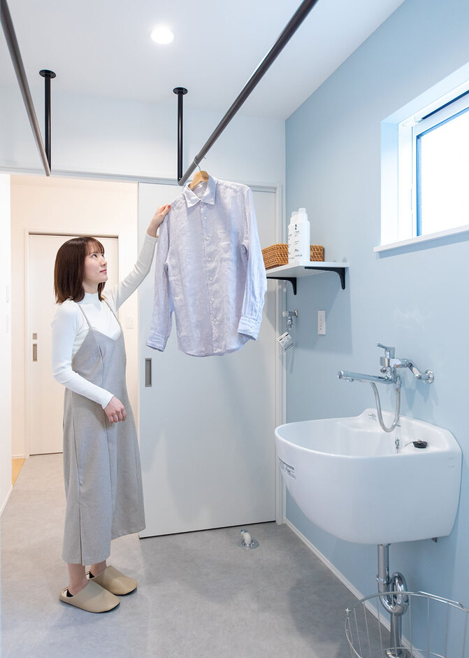 ファミリークローゼット、脱衣所とつながるランドリー