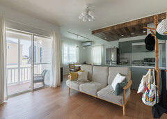 リビングから直接つながるカバードポーチ