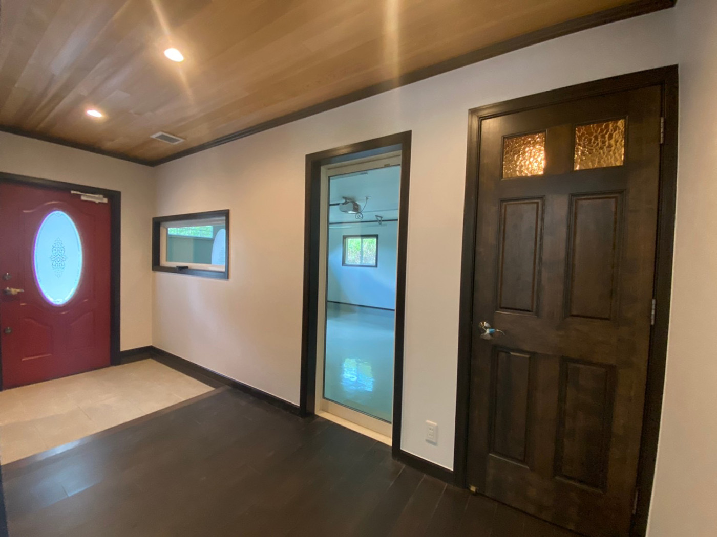 ジェネラルアメリカンホーム【デザイン住宅、平屋、ガレージ】玄関ホール