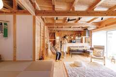 2度目の家づくりで手に入れた開放的で心地いい国産無垢材の平屋