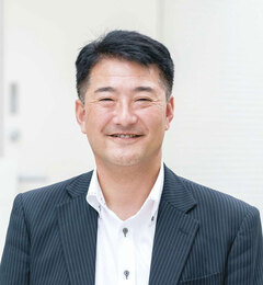 営業部長 山本 高義さん