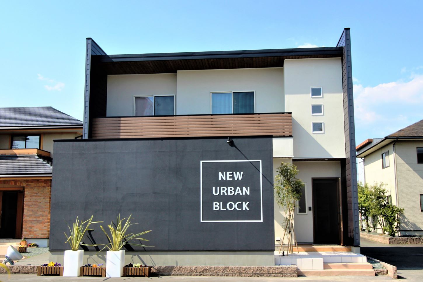 エフエフ住宅【掛川市細田293・モデルハウス】手の届きやすい価格帯も子育て世代に嬉しい。ムダを省いたシンプルなデザイン、適材適所の豊富な収納のおかげで、坪数以上に広々と暮らせるはず