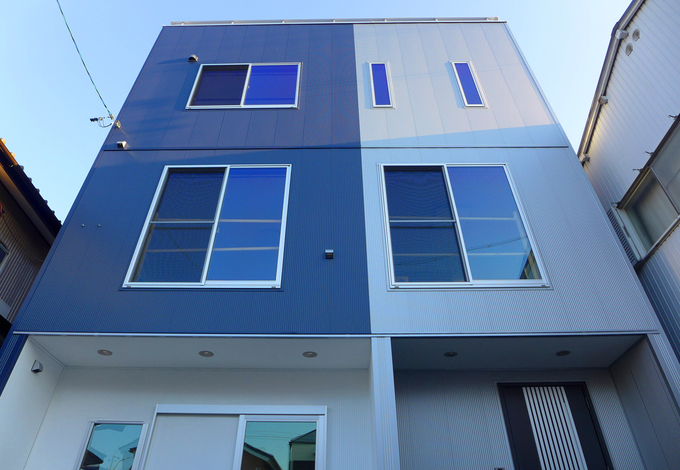 建築システム（狭小住宅専門店）【デザイン住宅、二世帯住宅、屋上バルコニー】