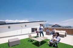 屋上庭園+全館空調システムで 健やかな二世帯エコライフを実現