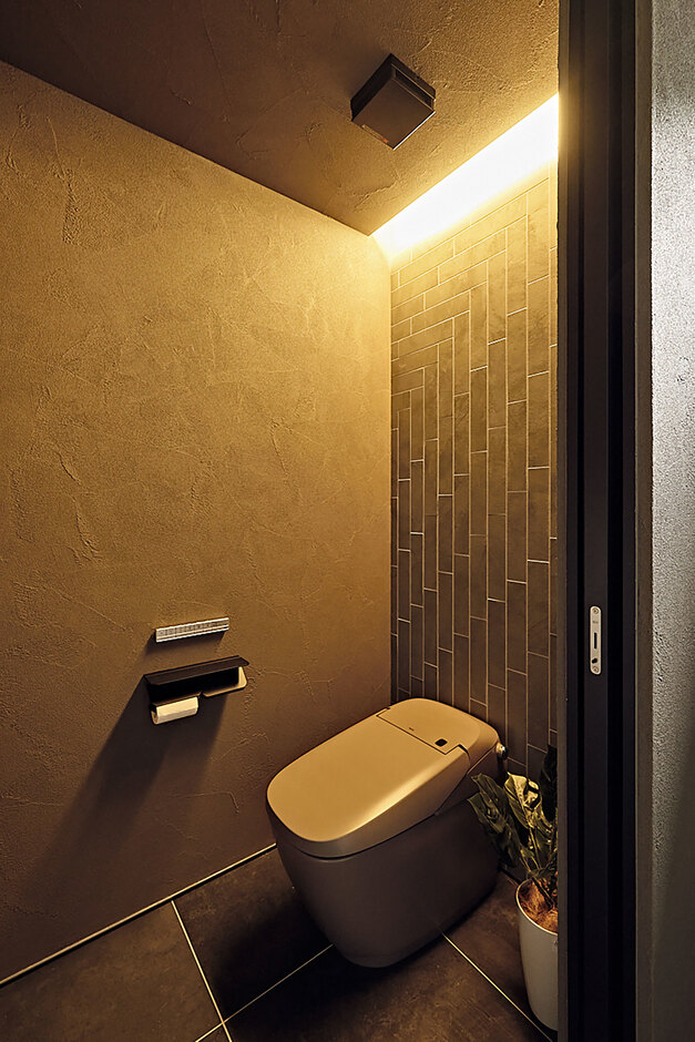 平屋建築ブルーハウス 上質な空間と2つのサウナが心を潤すリゾートな平屋 画像20