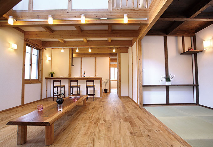 間仕切りなしの畳コーナーはご主人とお母さまお気に入りスペース