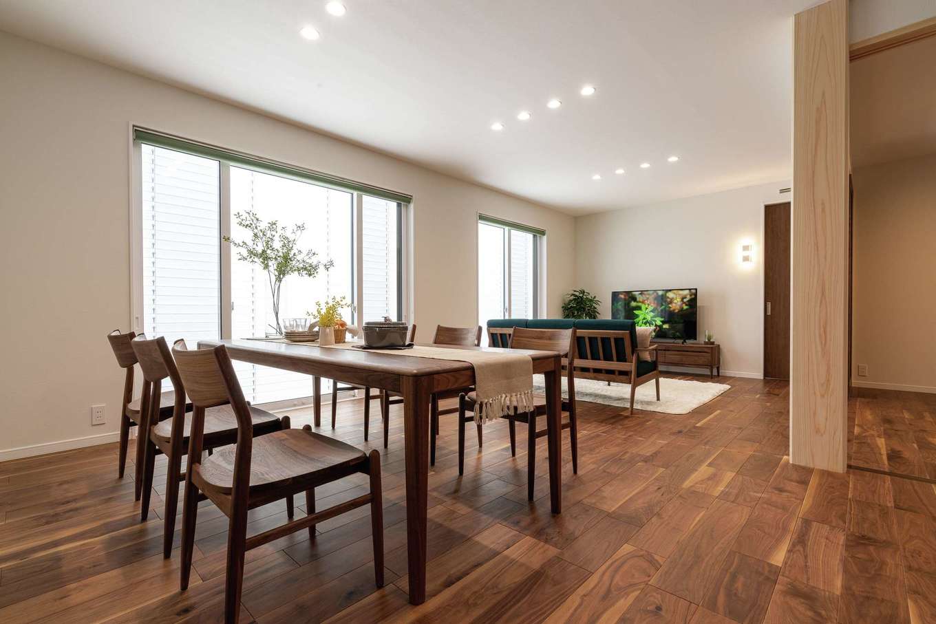 寺田工務店【省エネ、間取り、平屋】LDKと客間を合わせると30畳の大空間