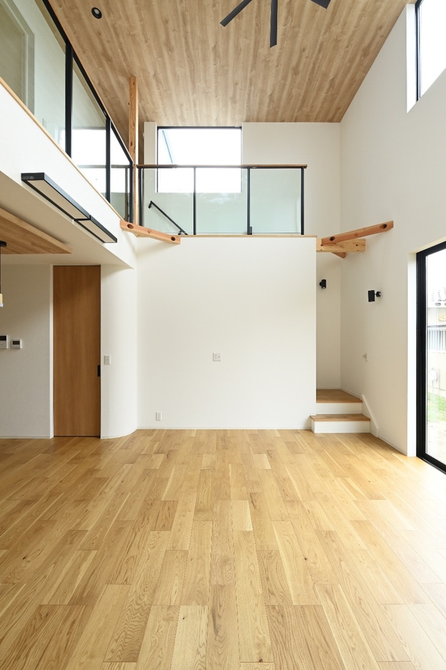 モウ(引越しのため期限あり)格安です。リビングダイニング モウ(引越しのため期限あり)格安です。リビングダイニング 1枚目