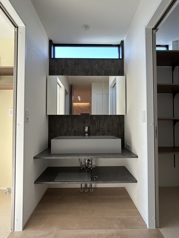 独立した洗面化粧台