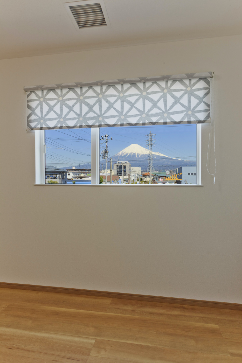 イデキョウホーム【デザイン住宅、省エネ、間取り】晴れた日は窓から富士山を望む好立地
