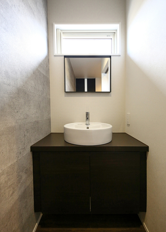 玄関ホールの手洗いスペース