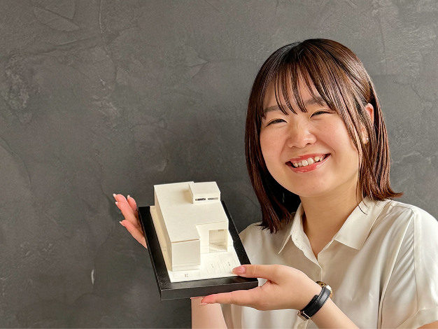 平屋建築ブルーハウス【平野希良莉】まだやれるその先の先