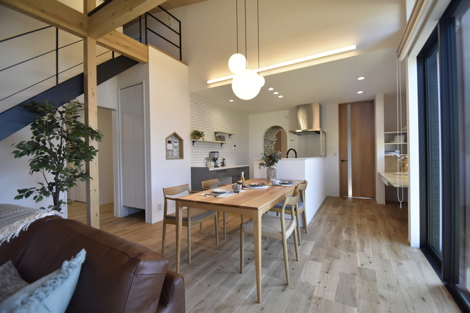 カクニシビルダー