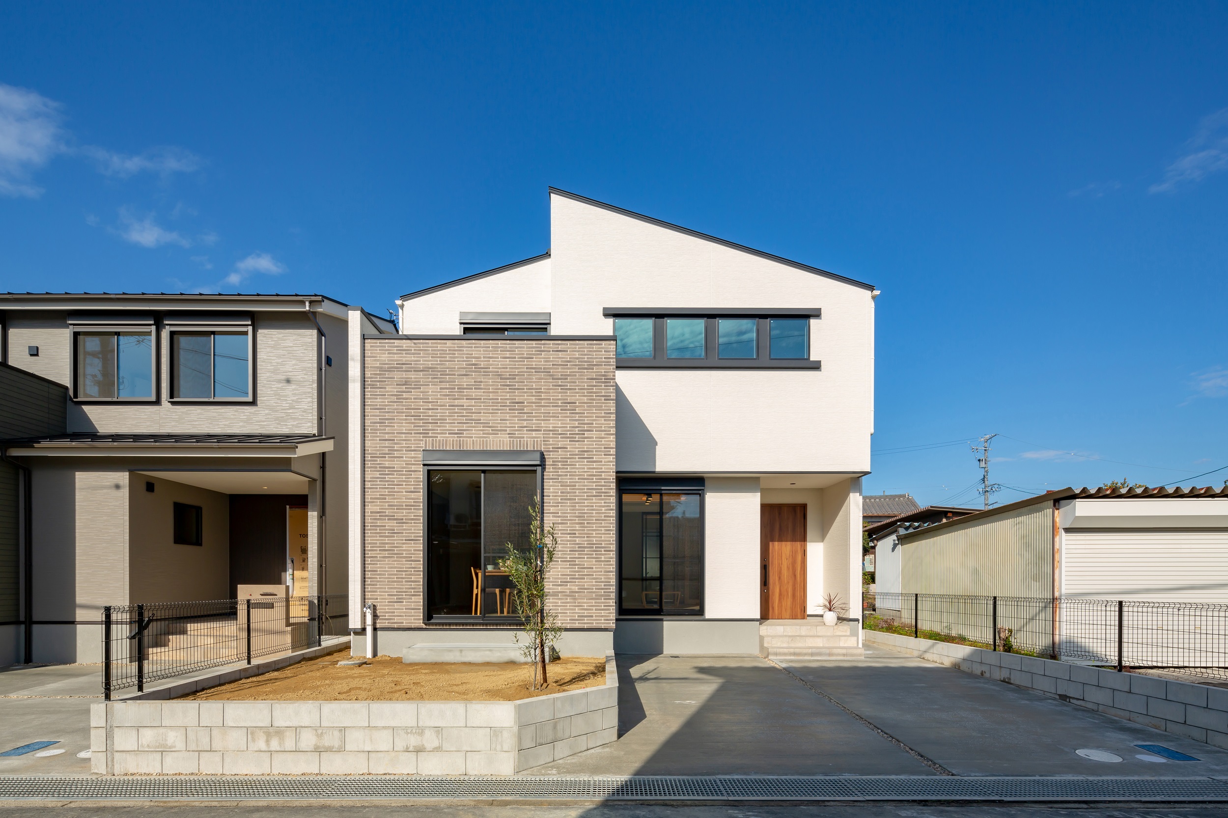 ムニカデザイン（まほろばホーム）｜