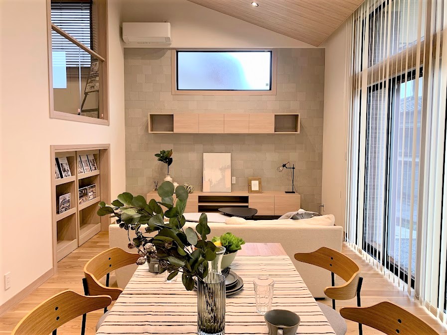 ミサワホーム静岡【収納力、平屋、スキップフロア】空間全体をオーク調に統一してコーディネート