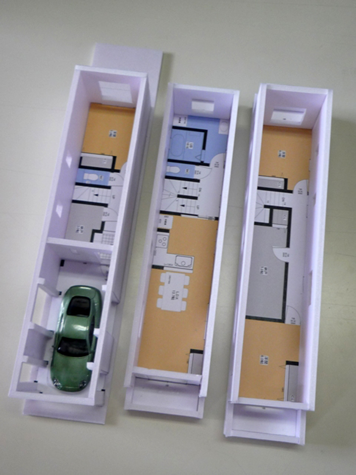 建築システム（狭小住宅専門店）【1000万円台、狭小住宅、ガレージ】模型完成！狭小の隙間職人の腕の見せどころ