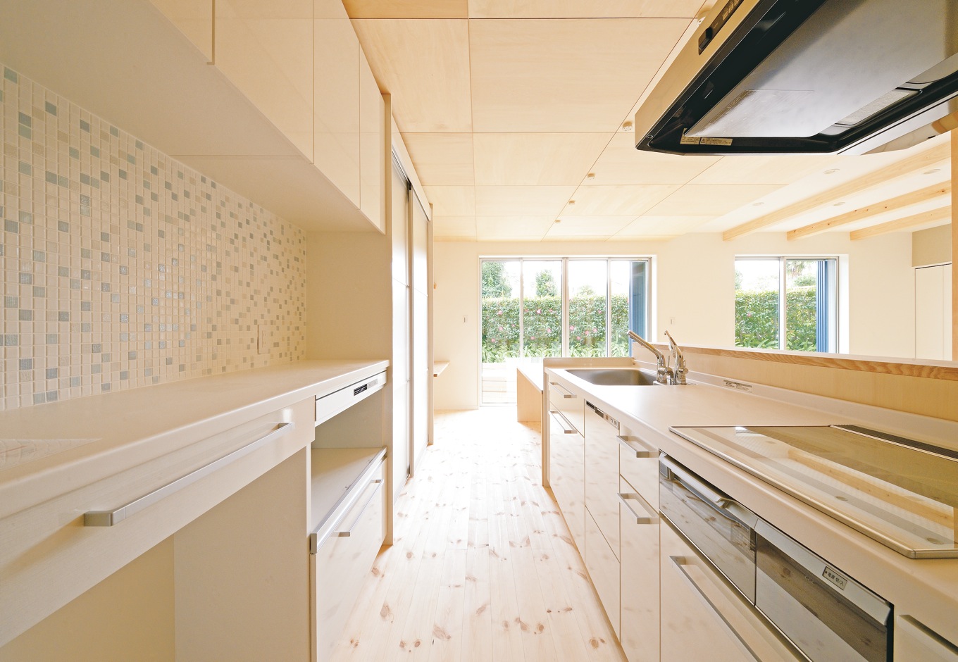 内田建設｜家族をそばに感じられる 快適オープンキッチン