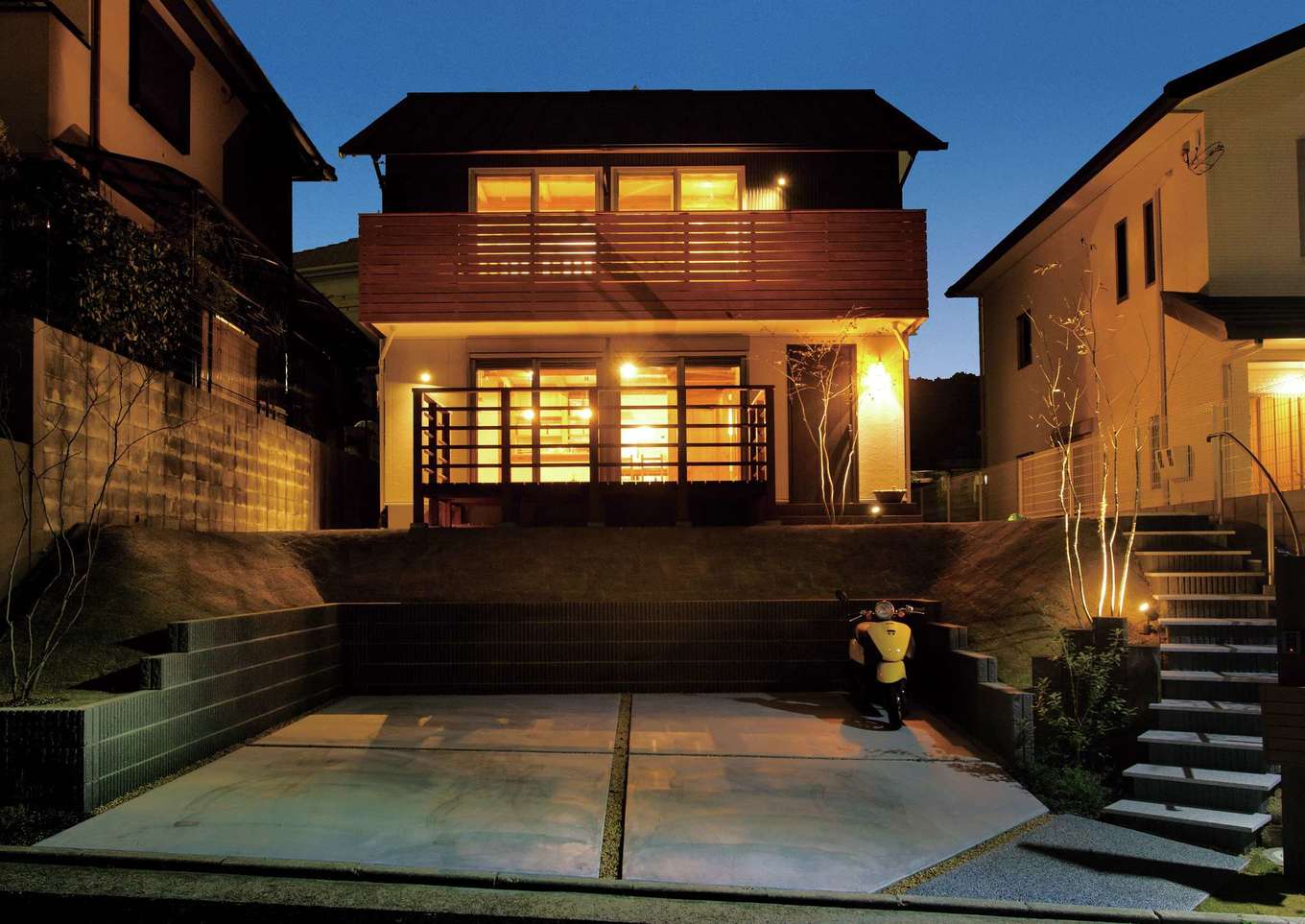 サイエンスホーム【デザイン住宅、自然素材、省エネ】仕事から帰って来るたびにホッとするシンプルモダンの外観