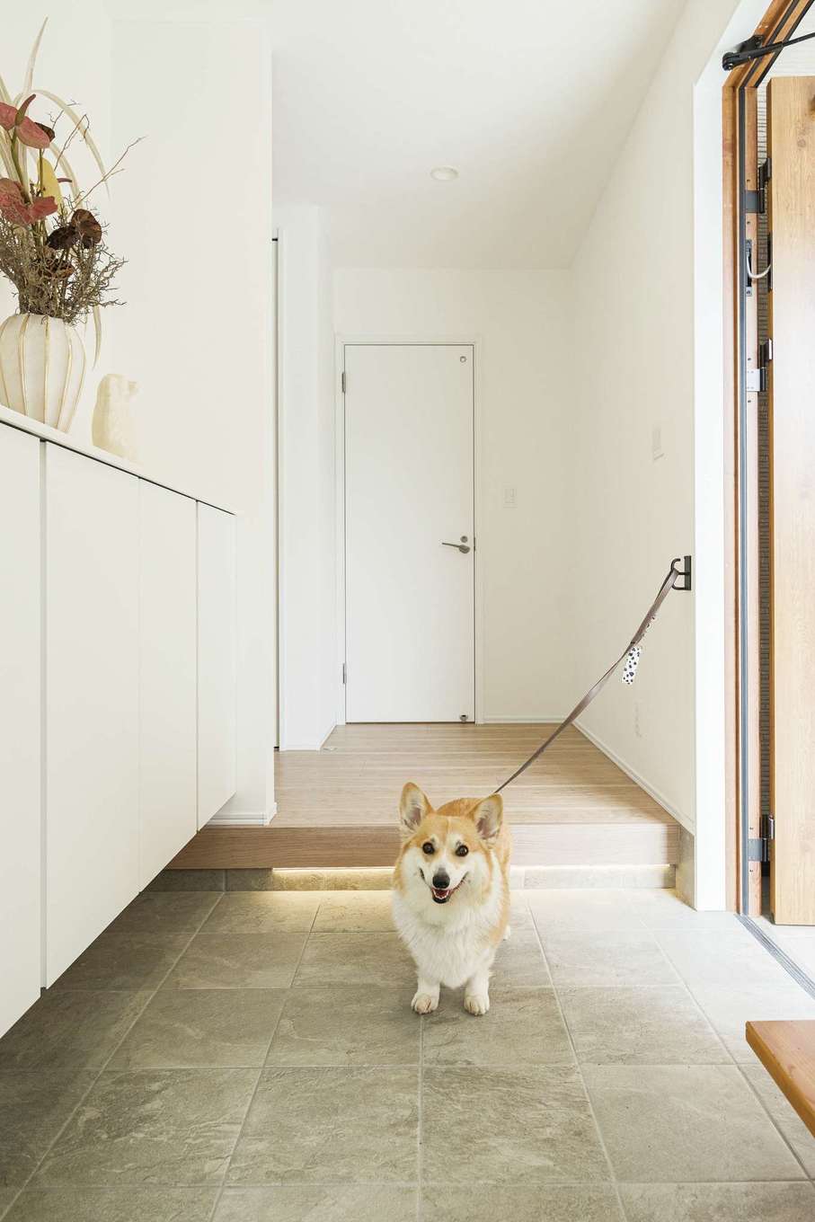 アイワホームサービス【収納力、間取り、ペット】ご主人が希望した愛犬ファースの家づくり。土間の形状など『アイワホームサービス』のアドバイスも参考にして、快適な空間に仕上がった