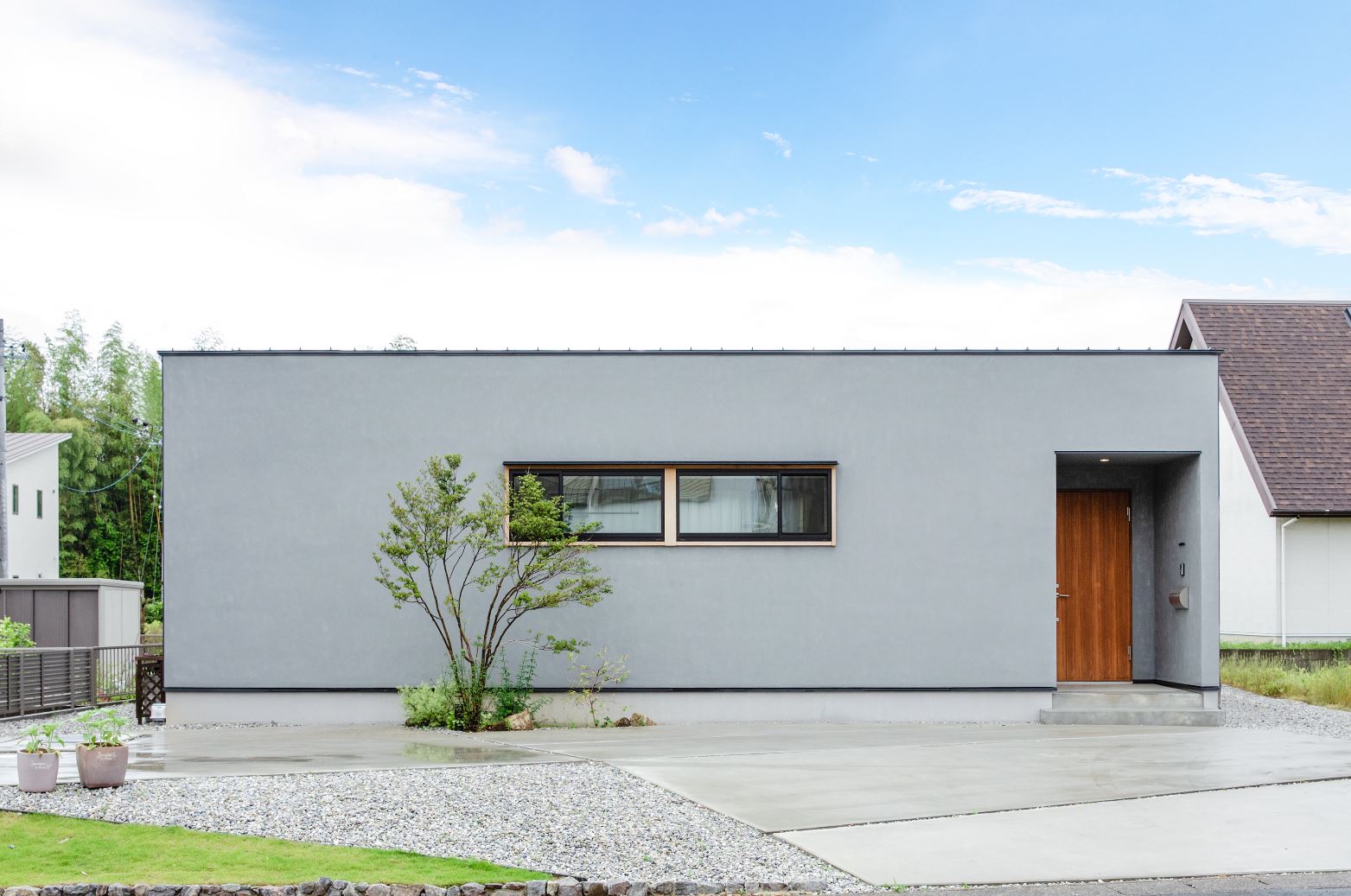 S.CONNECT（エスコネクト）【デザイン住宅、間取り、平屋】実家がマンションで、階段の無い生活が当たり前だったこともあり、計画当初から平屋を希望していた
