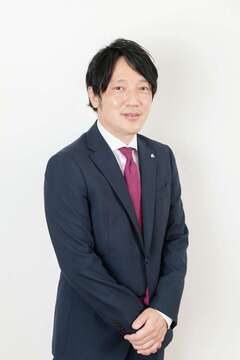 営業　眞鍋 知弘さん