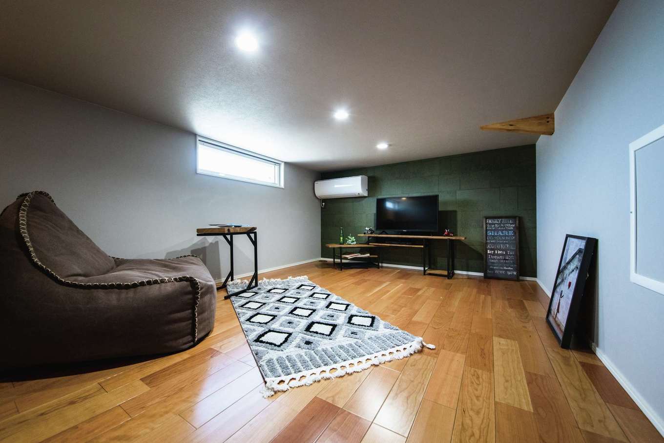 Yamaguchi Design 【磐田市見付1853-19・モデルハウス】7畳の小屋裏スペース。趣味部屋やリモートワーク用の書斎にも最適。天井高1,400mmで、固定資産税の対象にならないボーナス空間がうれしい♪