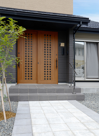 静鉄ホームズ【和風、二世帯住宅、間取り】